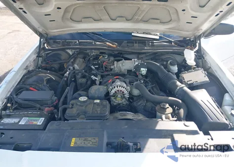 2006 Ford Crown Victoria Police/Police Interceptor z USA, uszkodzony, nr VIN 2FAHP71W26X133661